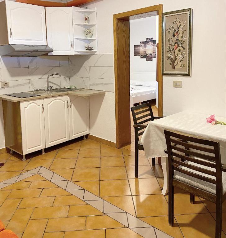 Arlind'S Apartaments Vlorë Εξωτερικό φωτογραφία